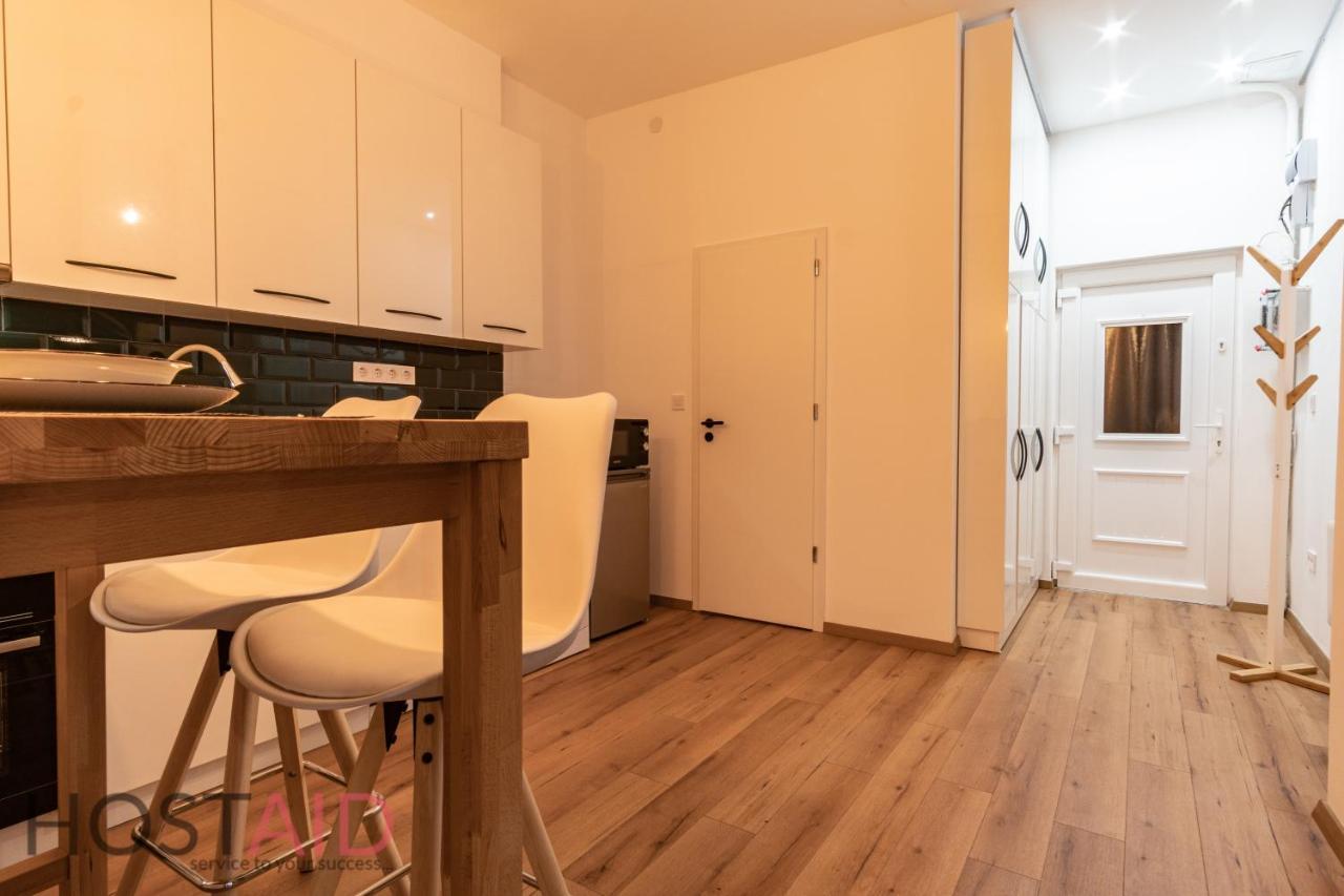 Kd11 Apartment Hostaid Budapeste Exterior foto